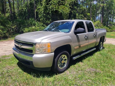 Used 2008 Chevrolet Silverado 1500 LS w/ Towing Package RWD image 1