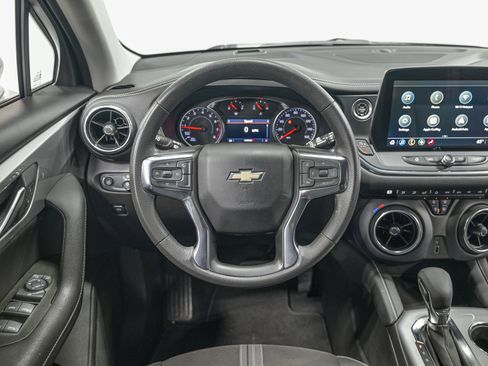 Used 2023 Chevrolet Blazer LT image 17