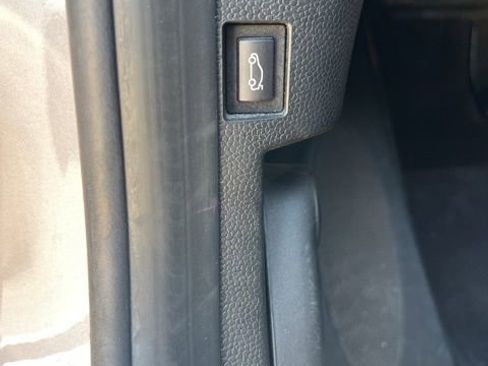 Used 2022 MINI Cooper SE FWD image 24