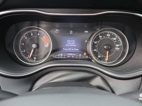 Used 2021 Jeep Cherokee Limited image 19