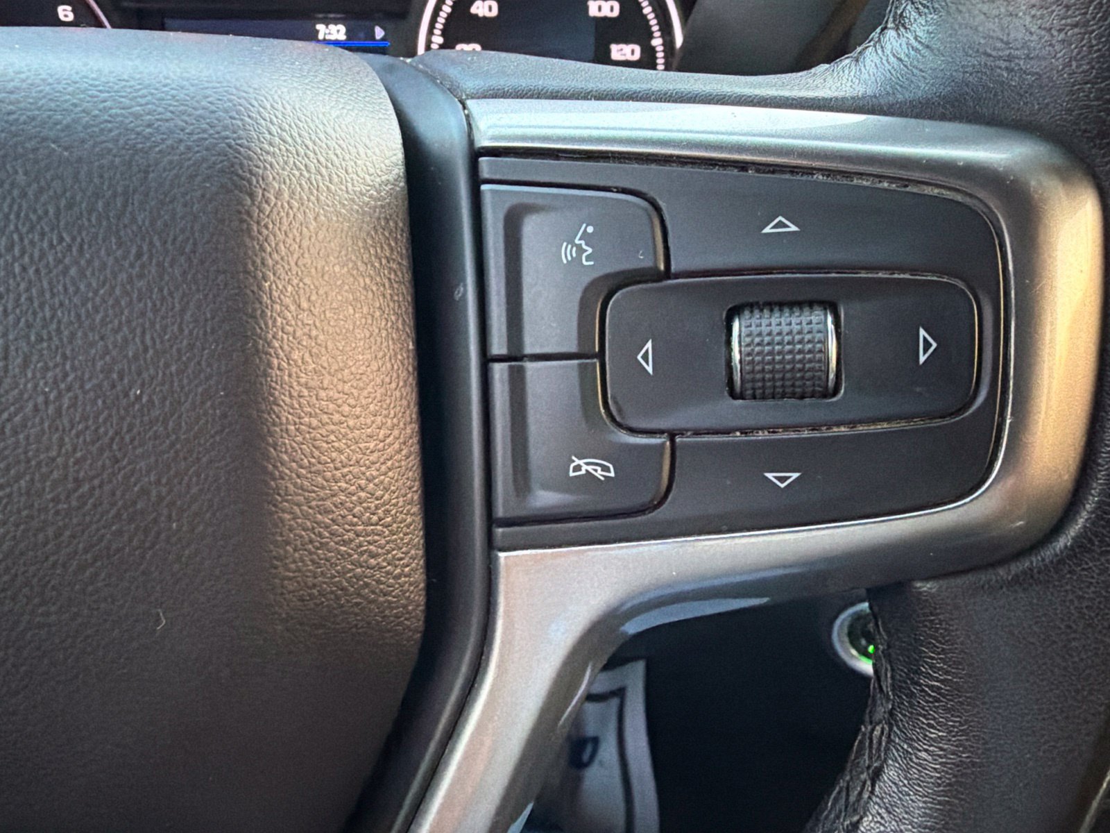 Used 2020 Chevrolet Silverado 1500 RST AWD/4WD image 19