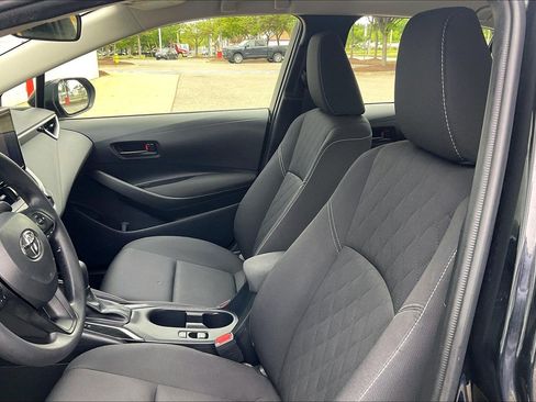 Used 2024 Toyota Corolla LE FWD image 29