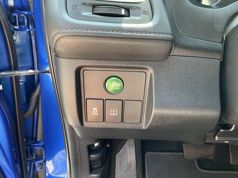 Used 2018 Honda HR-V EX-L image 18
