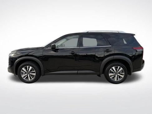 Certified 2024 Nissan Pathfinder SL AWD/4WD image 2