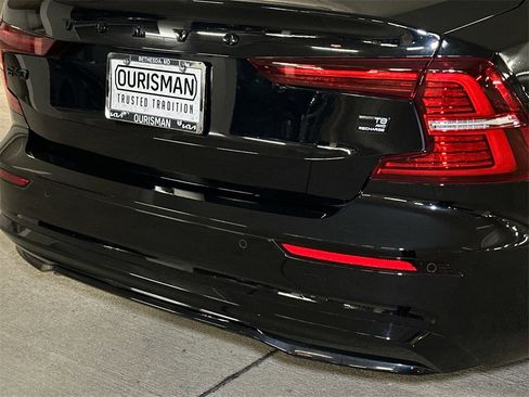 Used 2023 Volvo S60 T8 Plus w/ Protection Package Premier image 5