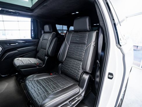 Used 2024 Cadillac Escalade ESV Sport Platinum w/ Heavy-Duty Trailer Package image 56