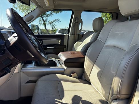 Used 2018 RAM 2500 Laramie AWD/4WD image 9