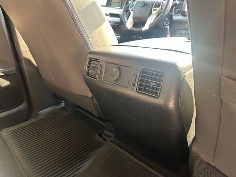 Used 2017 Toyota Tundra SR5 w/ SR5 Upgrade Package image 31