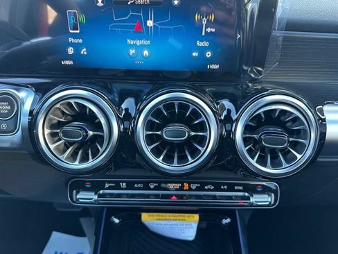 New 2026 Mercedes-Benz GLB 35 AMG 4MATIC image 35
