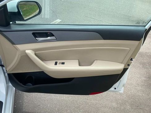 Used 2018 Hyundai Sonata SEL w/ Tech Package 02 FWD image 35