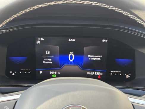 Used 2022 Volkswagen Taos SE image 17