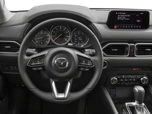 Used 2018 MAZDA CX-5 Touring image 11