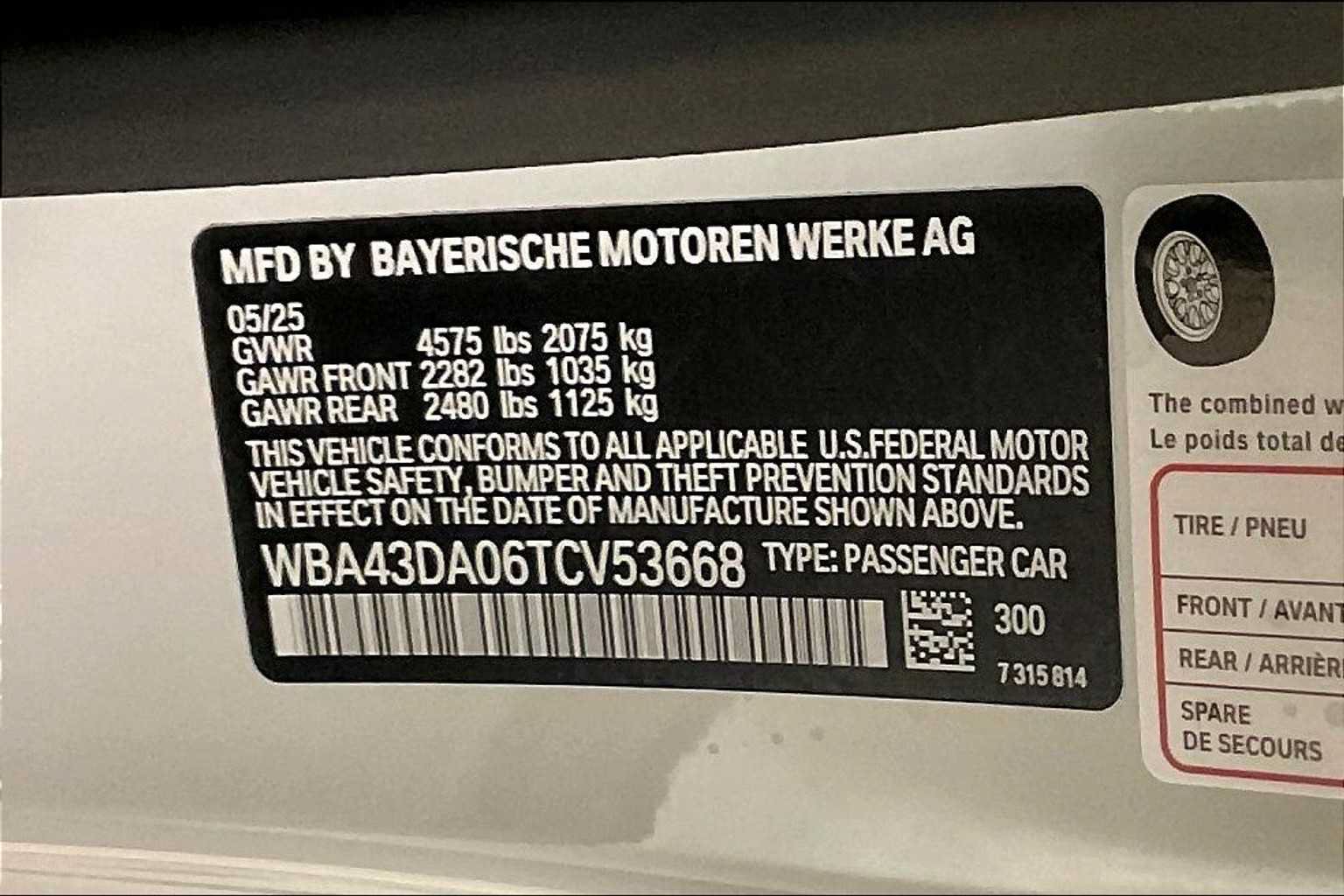 Used 2026 BMW 430i Coupe w/ M Sport Package RWD image 18