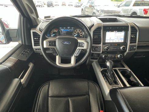 Used 2018 Ford F150 Lariat w/ Equipment Group 502A Luxury AWD/4WD image 27