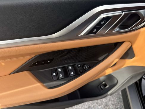 Used 2023 BMW i4 eDrive35 w/ Premium Package image 18