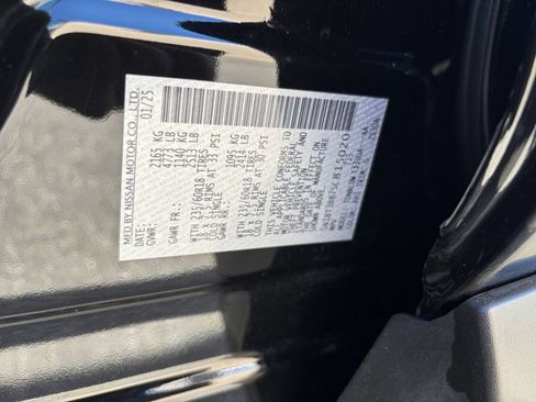 Used 2025 Nissan Rogue SV AWD/4WD image 26