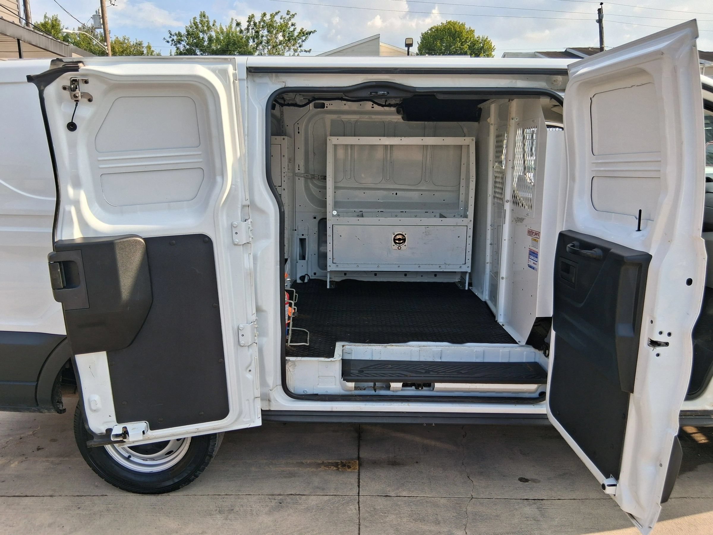 Used 2019 Ford Transit 250 130 Low Roof RWD image 30