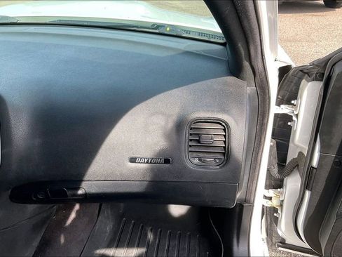 Used 2017 Dodge Charger R/T RWD image 15