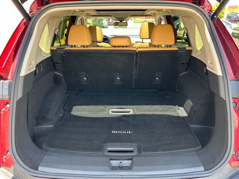 Used 2023 Nissan Rogue Platinum w/ Platinum Premium Package FWD image 21