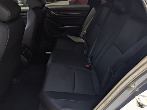 Used 2021 Honda Accord Sport image 8