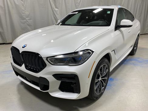 Used 2022 BMW X6 M50i w/ Executive Package image 1