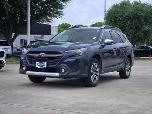 Used 2024 Subaru Outback Touring AWD/4WD image 3