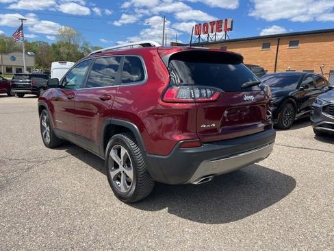 Used 2019 Jeep Cherokee Limited AWD/4WD image 6