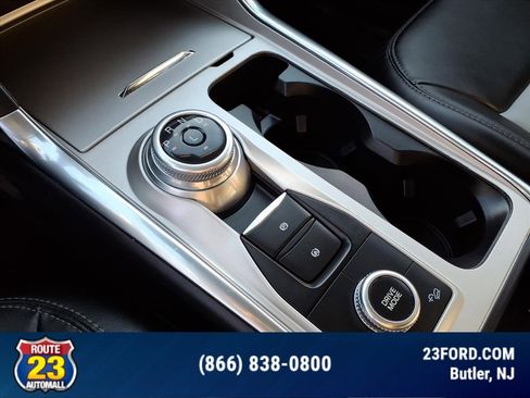 Certified 2022 Ford Explorer XLT w/ Equipment Group 202A image 18