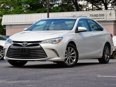 Used 2015 Toyota Camry XLE w/ Moonroof Package