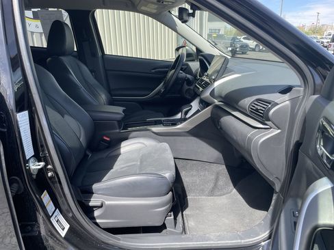Used 2025 Mitsubishi Eclipse Cross SE image 16