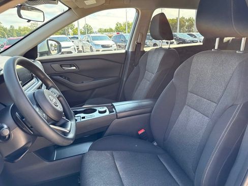 Used 2024 Nissan Rogue SV AWD/4WD image 36