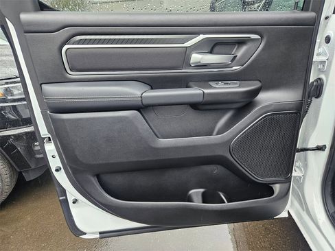 New 2026 RAM 1500 4x4 Crew Cab image 14