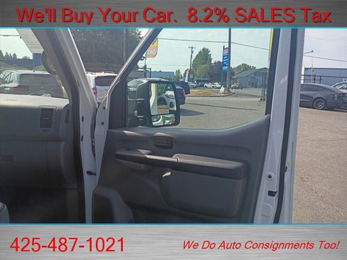 Used 2018 Nissan NV 3500 SL RWD image 12