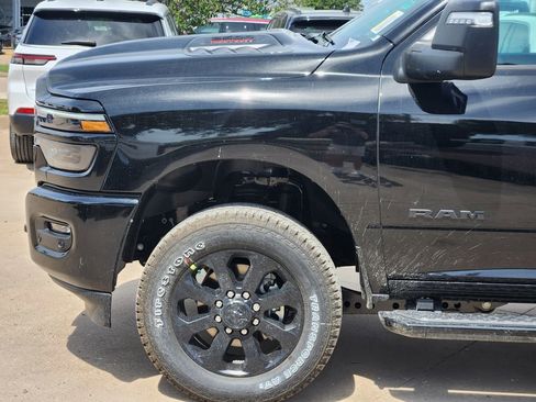New 2026 RAM 2500 Laramie w/ Night Edition AWD/4WD image 6