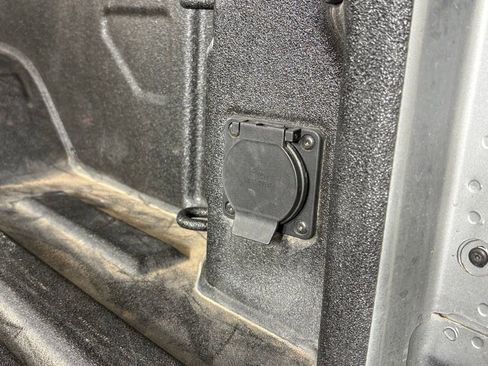 Used 2025 Chevrolet Silverado 2500 LTZ w/ LTZ Plus Package AWD/4WD image 46