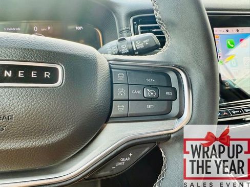 Used 2024 Jeep Wagoneer Series II image 17