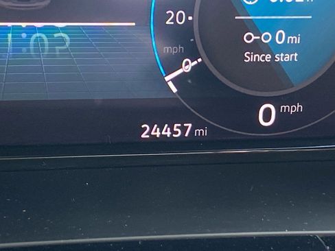 Used 2024 Volkswagen Atlas Cross Sport SE w/ Black Wheel Package image 12