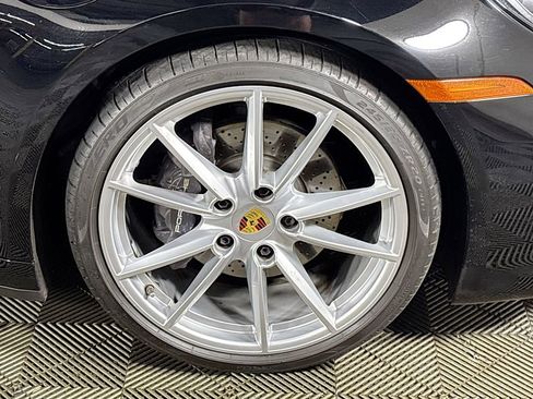 Used 2024 Porsche 911 Carrera 4 image 23