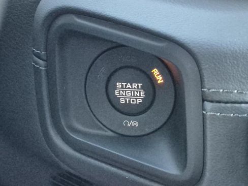 Used 2026 Jeep Wrangler Unlimited Rubicon AWD/4WD image 22