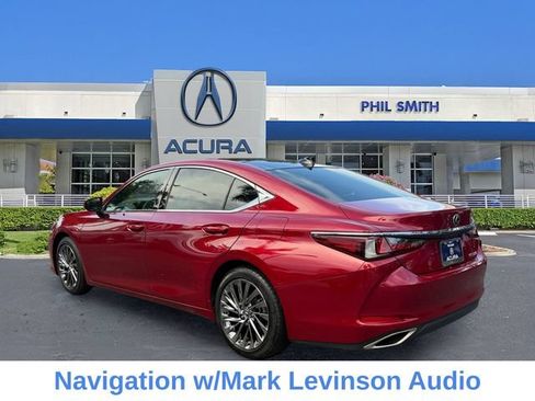 Used 2025 Lexus ES 350 Ultra Luxury w/ Accessory Package (Z2) FWD image 9