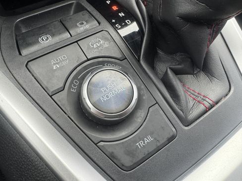 Used 2023 Toyota RAV4 XSE w/ Weather Package image 28