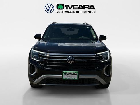 Used 2024 Volkswagen Atlas Peak Edition SE AWD/4WD image 8