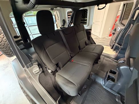 Used 2021 Jeep Wrangler Unlimited Sport AWD/4WD image 5