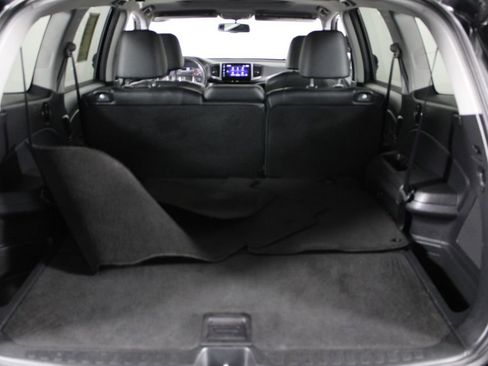 Used 2018 Honda Pilot EX-L image 14