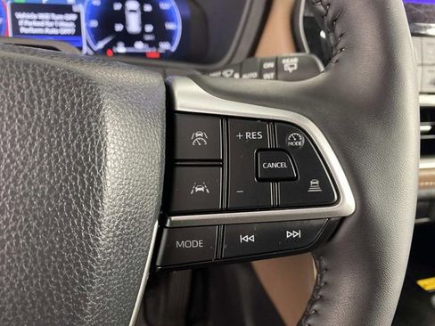 Used 2025 Toyota Grand Highlander Platinum image 19