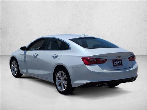 Certified 2017 Chevrolet Malibu Premier w/ Driver Confidence Package FWD image 6