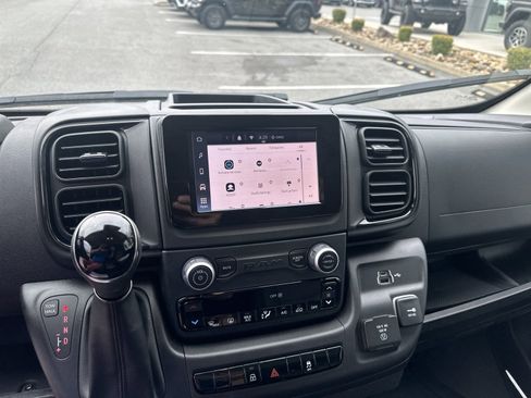 New 2024 RAM ProMaster 2500 w/ Convenience Group image 32