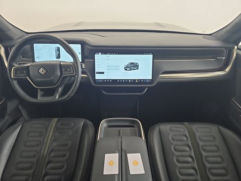 Used 2025 Rivian R1S Adventure AWD/4WD image 27