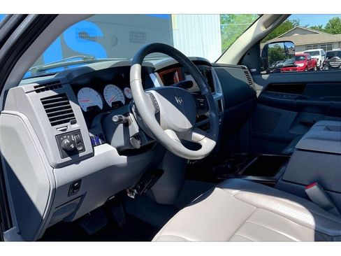 Used 2009 Dodge Ram 2500 Truck Laramie AWD/4WD image 16
