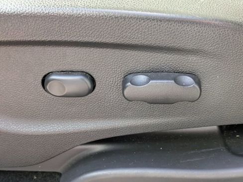 Used 2017 Chevrolet Trax LT w/ LT Convenience Package image 17